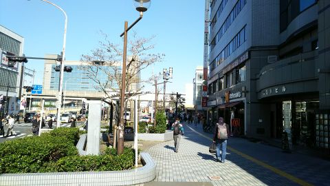 田端駅北口のロータリーが見えてきました。