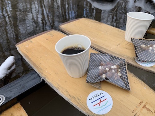釧路川でコーヒータイム
