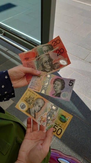 オーストラリアドル紙幣